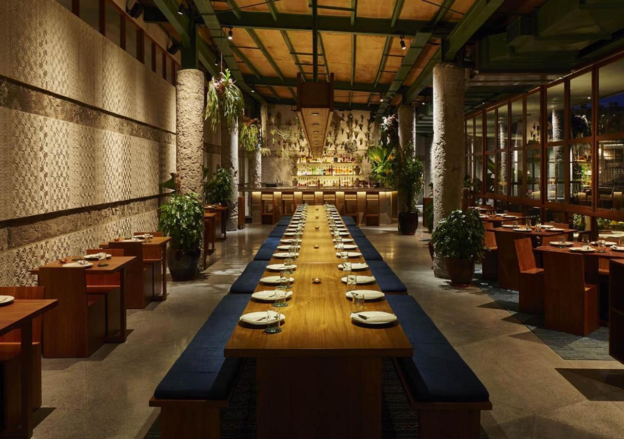 Potato Head Suites & Studios Seminyak Exterior foto Interior of the restaurant